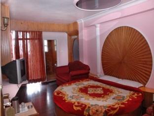 Hotel Shiwalik Regency Shimla Exterior photo